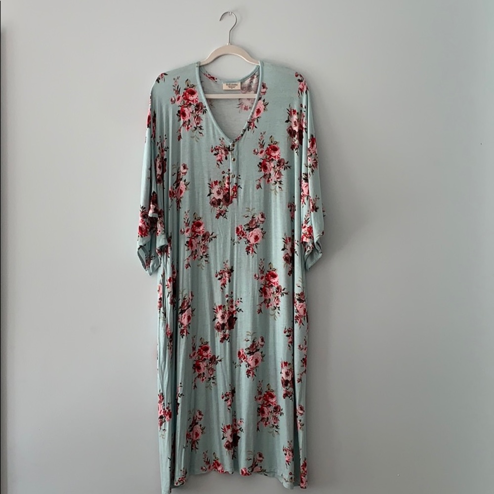 🆕 Dwell & Slumber floral dress